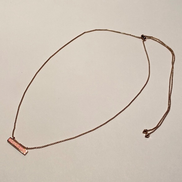 KENDRA SCOTT | Mackenzie Pendant Necklace in Rose Gold with Opal - Picture 11 of 13